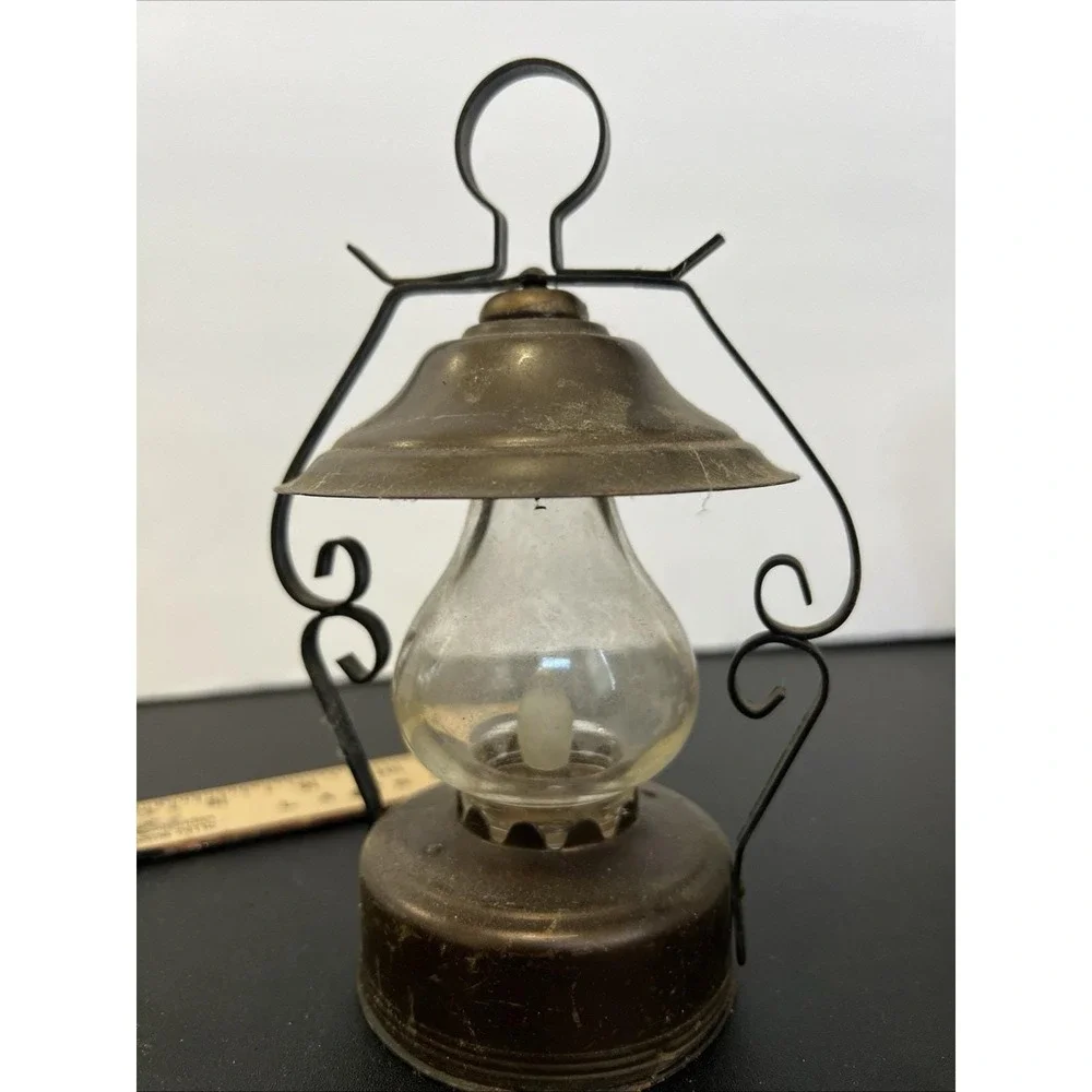 Vintage Set of 2 Miniature‎ Battery Operated Lanterns Made in Japan Bronze Metal